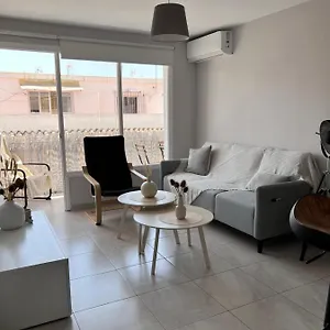 Hermoso Céntrico Con Balcón Apartamento